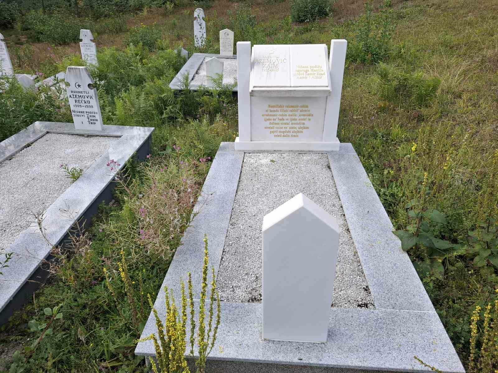 Mezar Zaima Azemovića