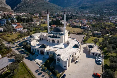 Islamska zajednica u Crnoj Gori – istorija, identitet i savremeni izazovi