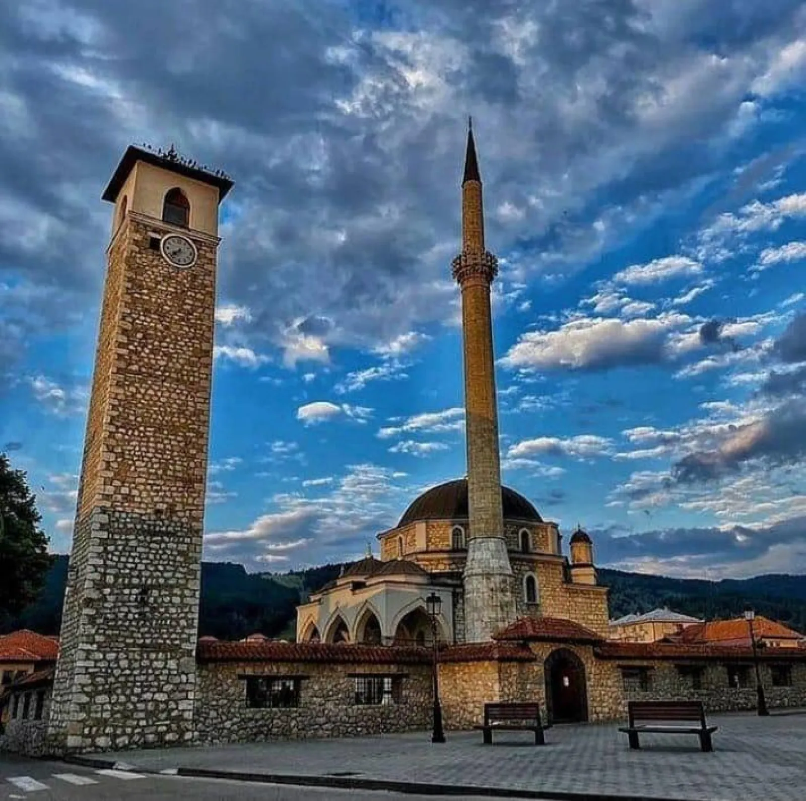 Husein Pašina džamija u Pljevljima